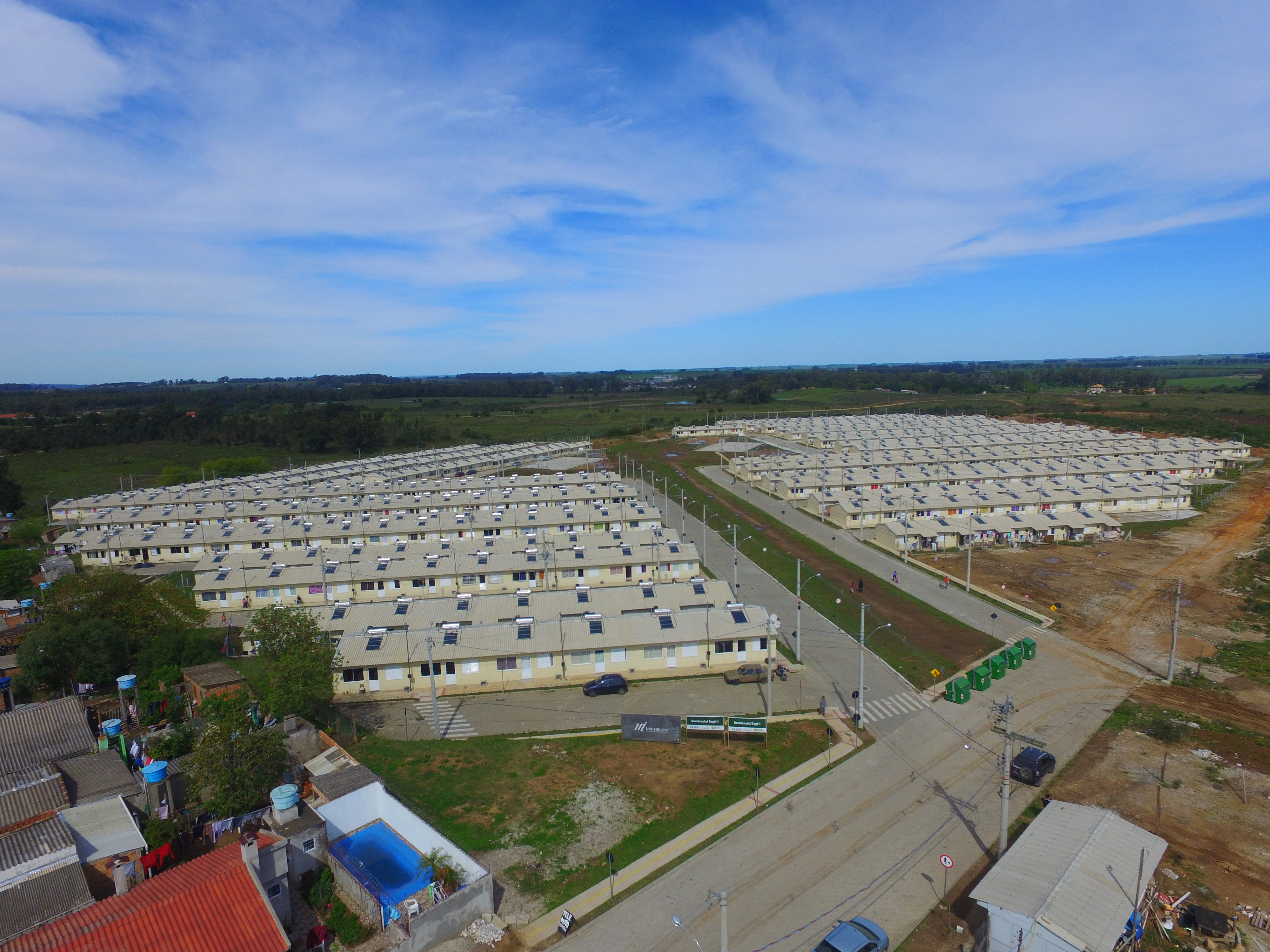 Vista aérea dos residenciais na zona norte de Bagé.