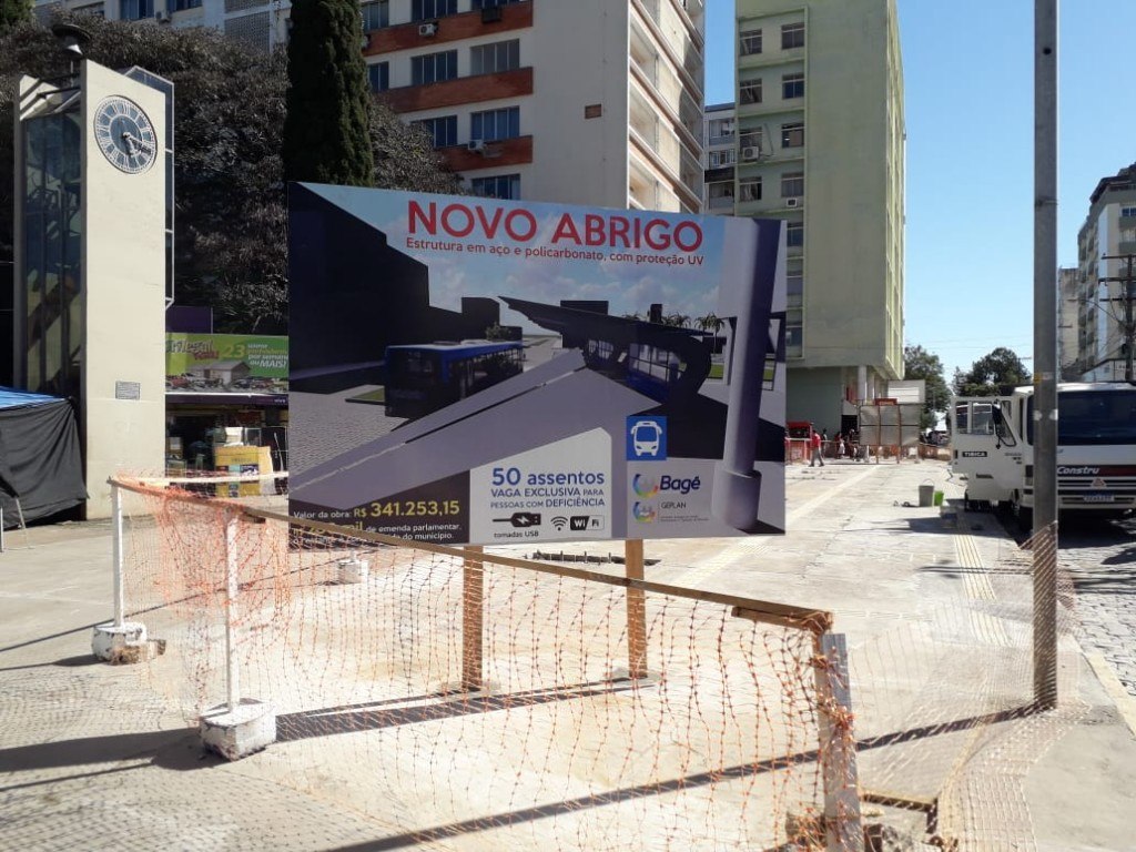 Projeto do novo abrigo de ônibus do Calçadão, apresentado pela Geplan.