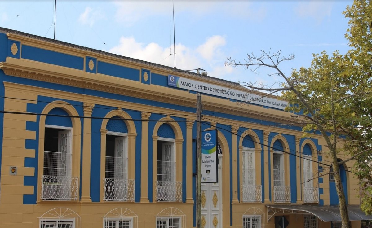 Fachada do Centro de Educação Melanie Granier, em Bagé