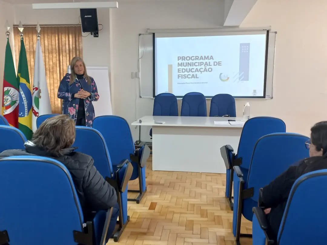 Palestra do Programa Municipal de Educação Fiscal na Escola Municipal de Administração Pública (Emap)