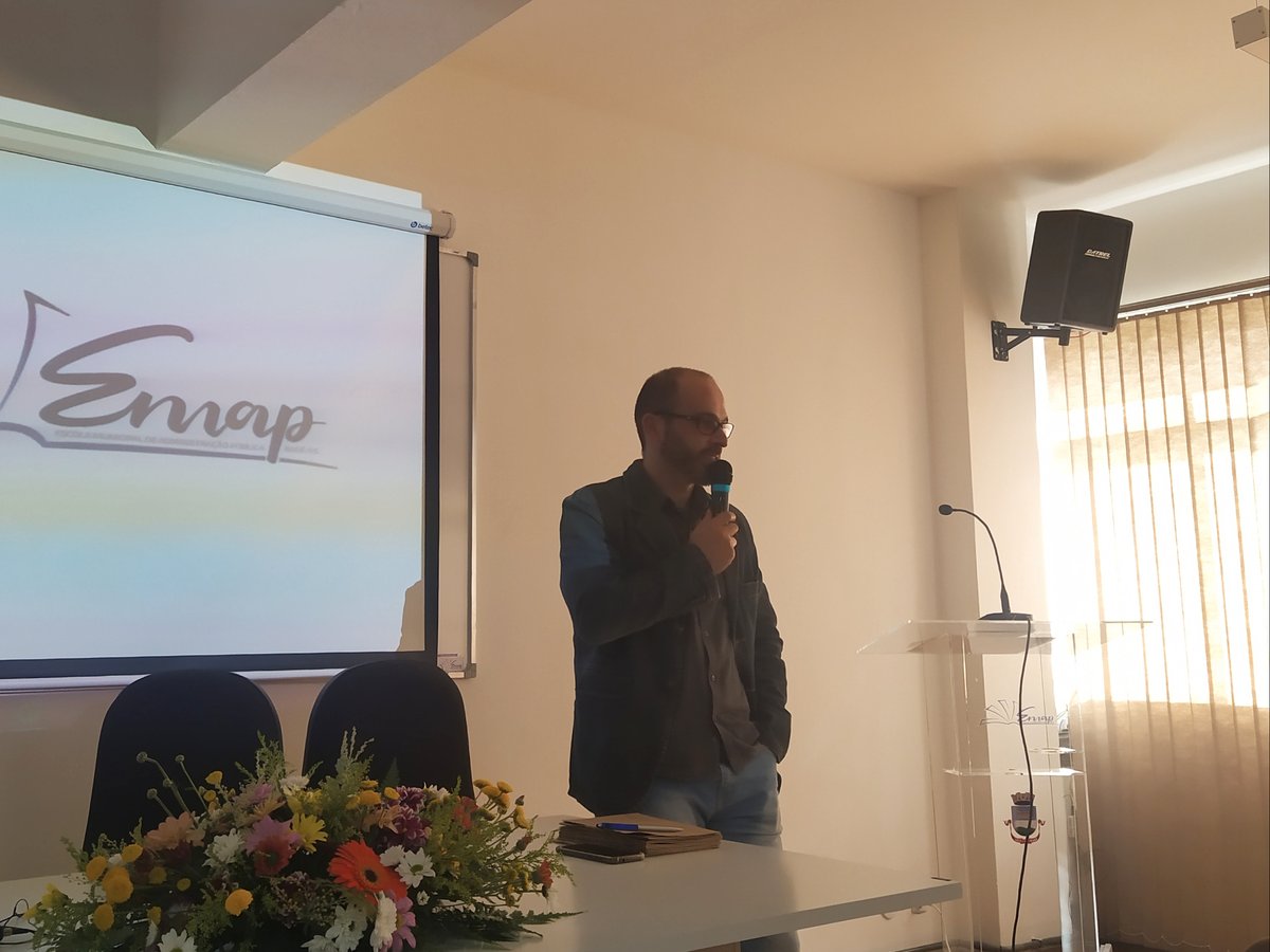 Solenidade de inauguração da Escola Municipal de Administração Pública (Emap)
