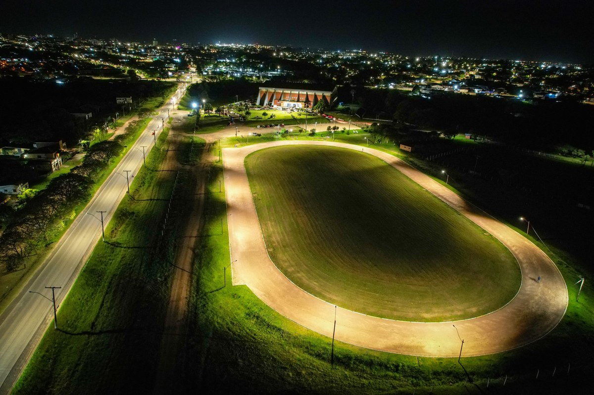 Pista de atletismo do Militão, construída por Divaldo Lara em Bagé