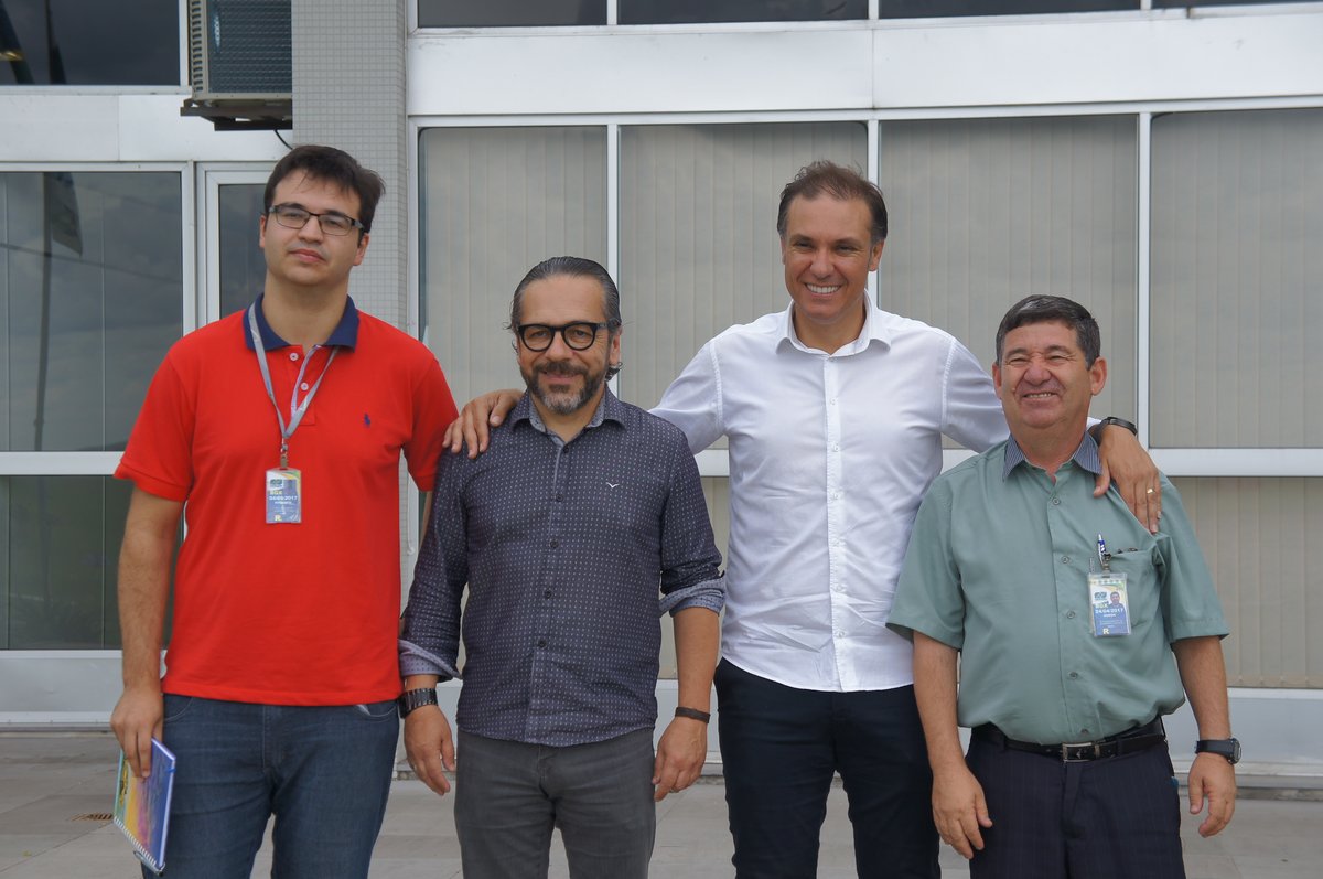 Reunião realizada no Aeroporto Internacional Gustavo Kraemer, em Bagé, para tratar da retomada dos voos comerciais.